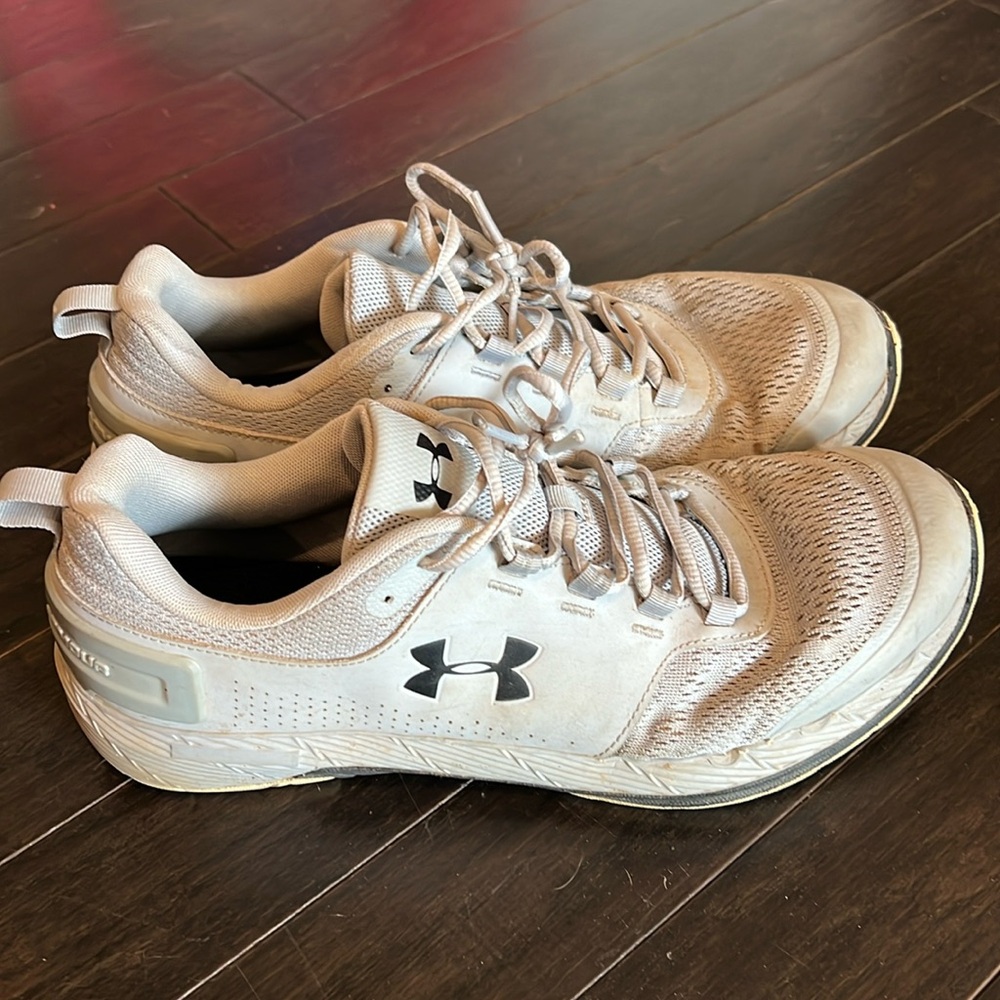 Gray Under Armor Sneakers. Excellent condition